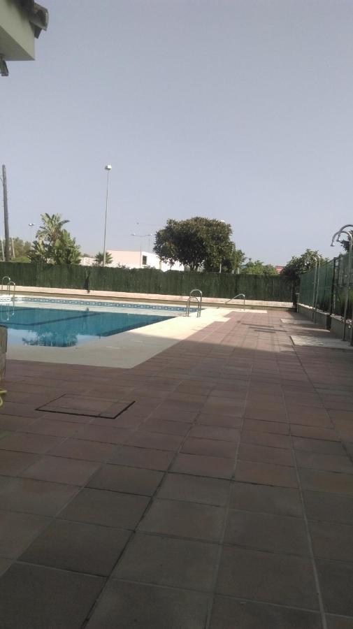 Piso Muy Amplio En Malaga . Apartment Exterior photo
